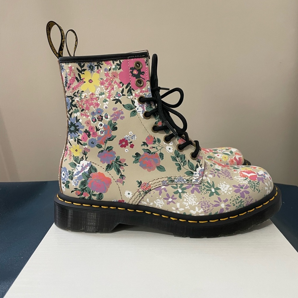 Floral Lace-Up Combat Boots - Cream Multi